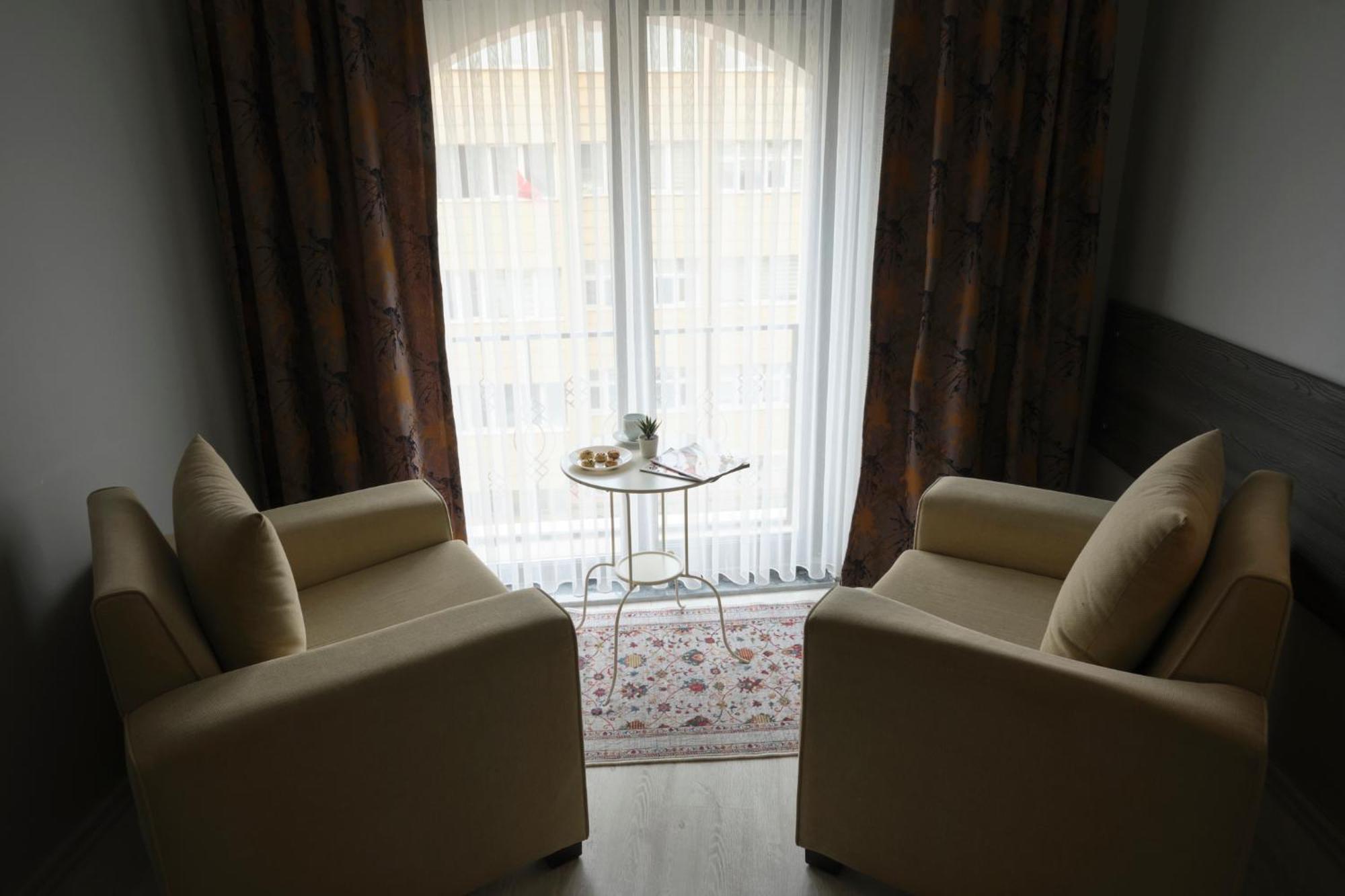 The Breeze Hotel เอสเกซีเฮียร์ ภายนอก รูปภาพ